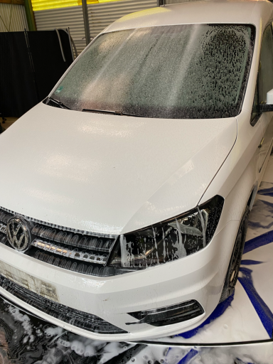 Snow Foam Action